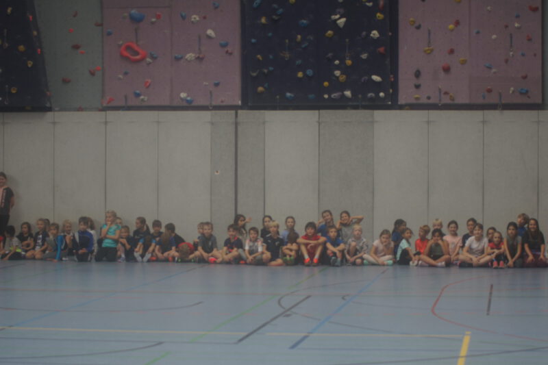 100 Teilnehmer beim Leichtathletikhallensportfest