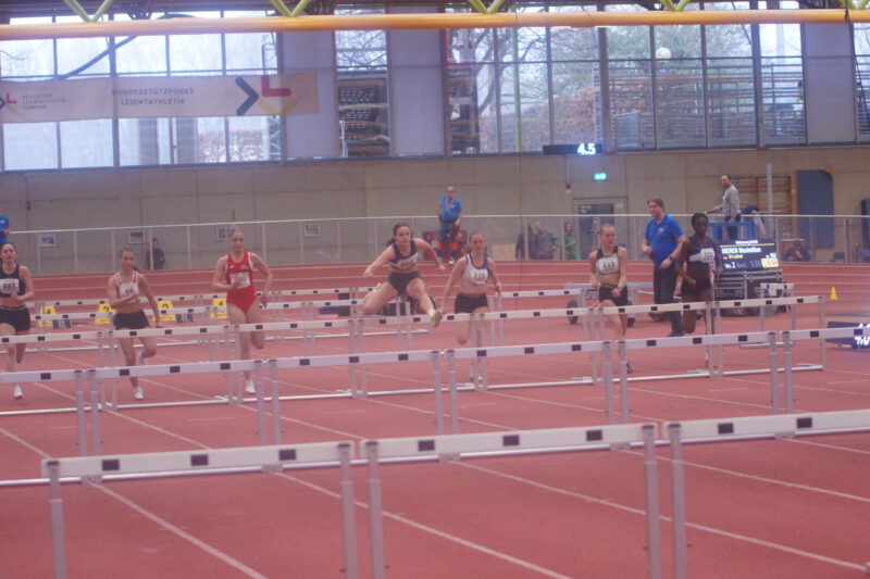 Bad Endorfer Leichtathletik Nachwuchs überzeugt bei Südbayerischen Hallenmeisterschaften